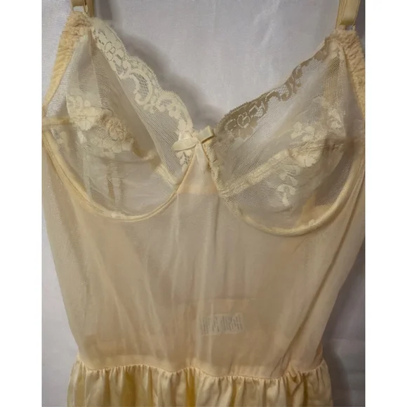 Vintage Olga Babydoll Full Slip Lace Chemise Lingerie Size 36B 1960’s Boudoir